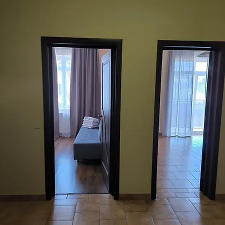 Апартаменты Domovik Parkaniya, 2a Мукачево