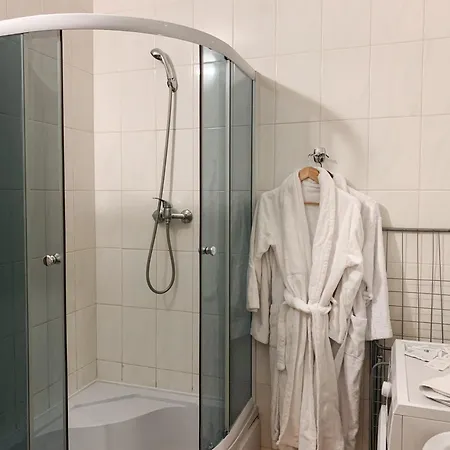 Апартаменты Domovik Parkaniya, 2a