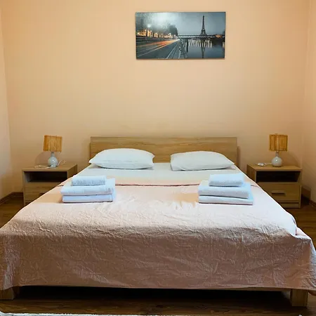 Domovik Parkaniya, 2a ムカチェヴォ