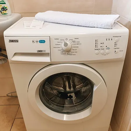 Domovik Parkaniya, 2a