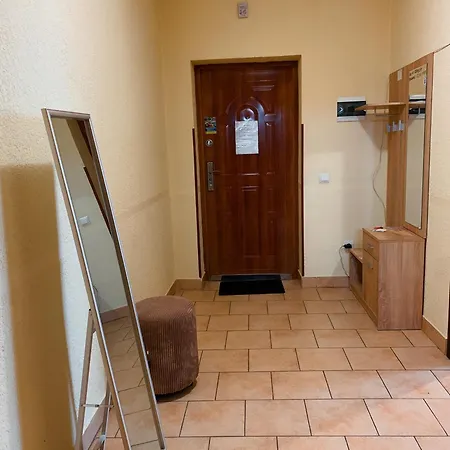 Domovik Parkaniya, 2a アパート ムカチェヴォ