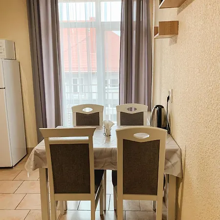 Апартаменты Domovik Parkaniya, 2a