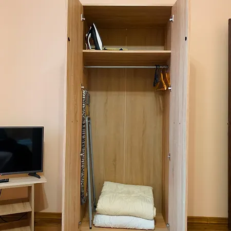 Domovik Parkaniya, 2a Апартаменты *