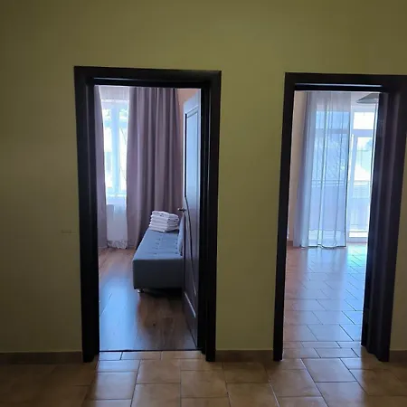 Domovik Parkaniya, 2a